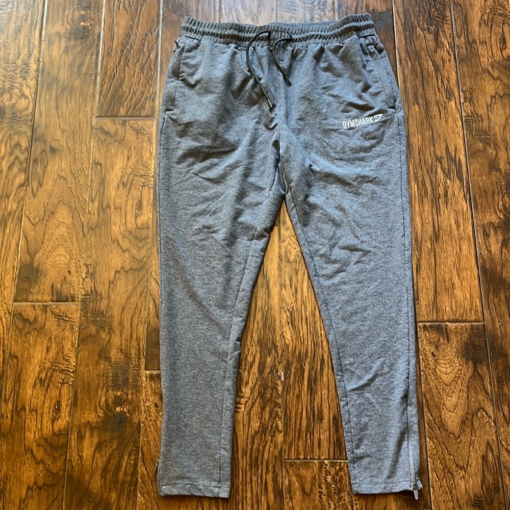 Gymshark men’s sweatpants/warm up pants, size large